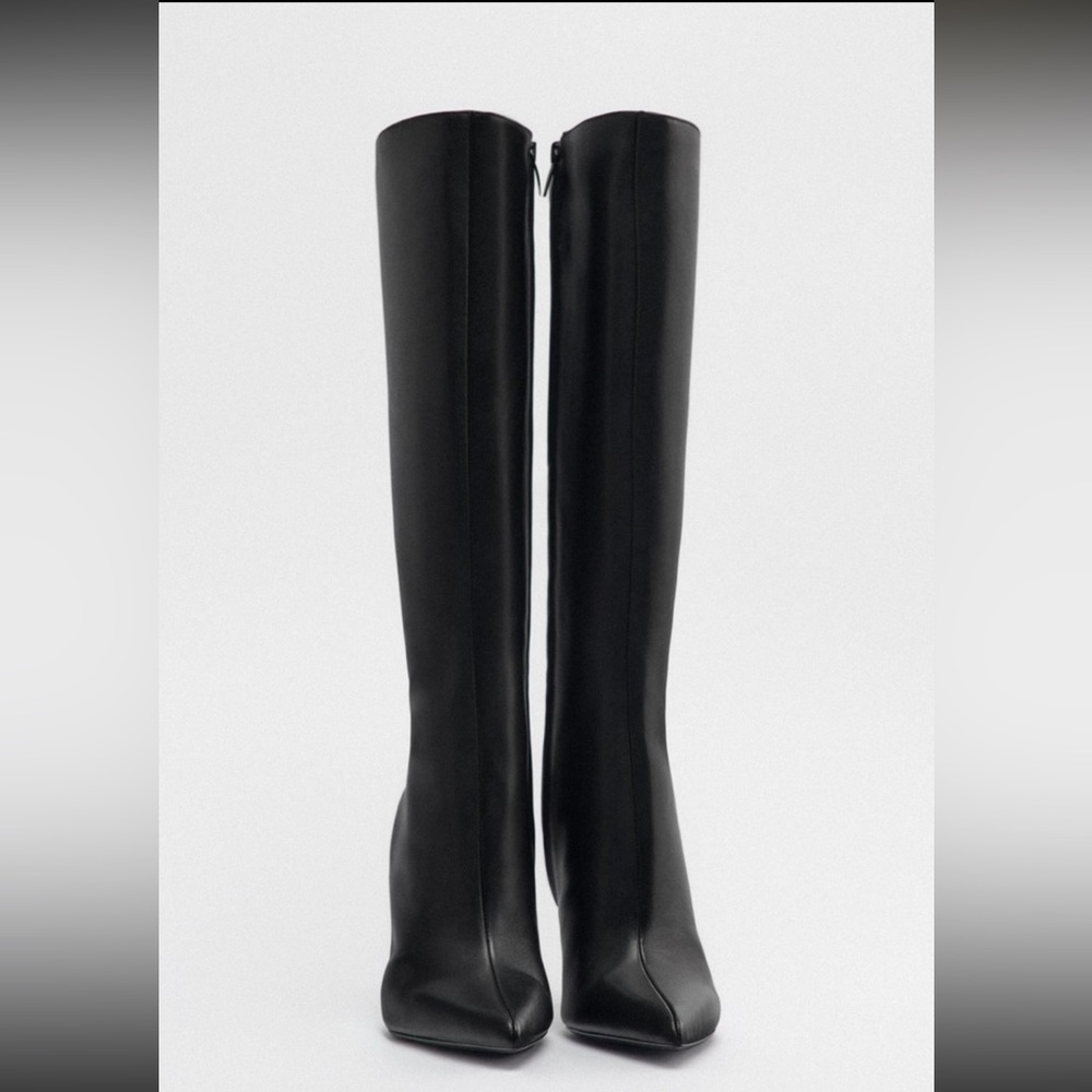 Zara Boors - Knee high boots ! Black size 9